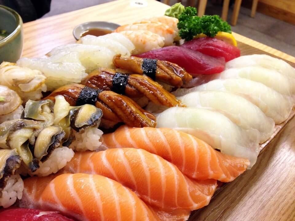 Sushi selber machen Was braucht man dafür unbedingt? Dui Sushi Restaurant in Essen und Bochum